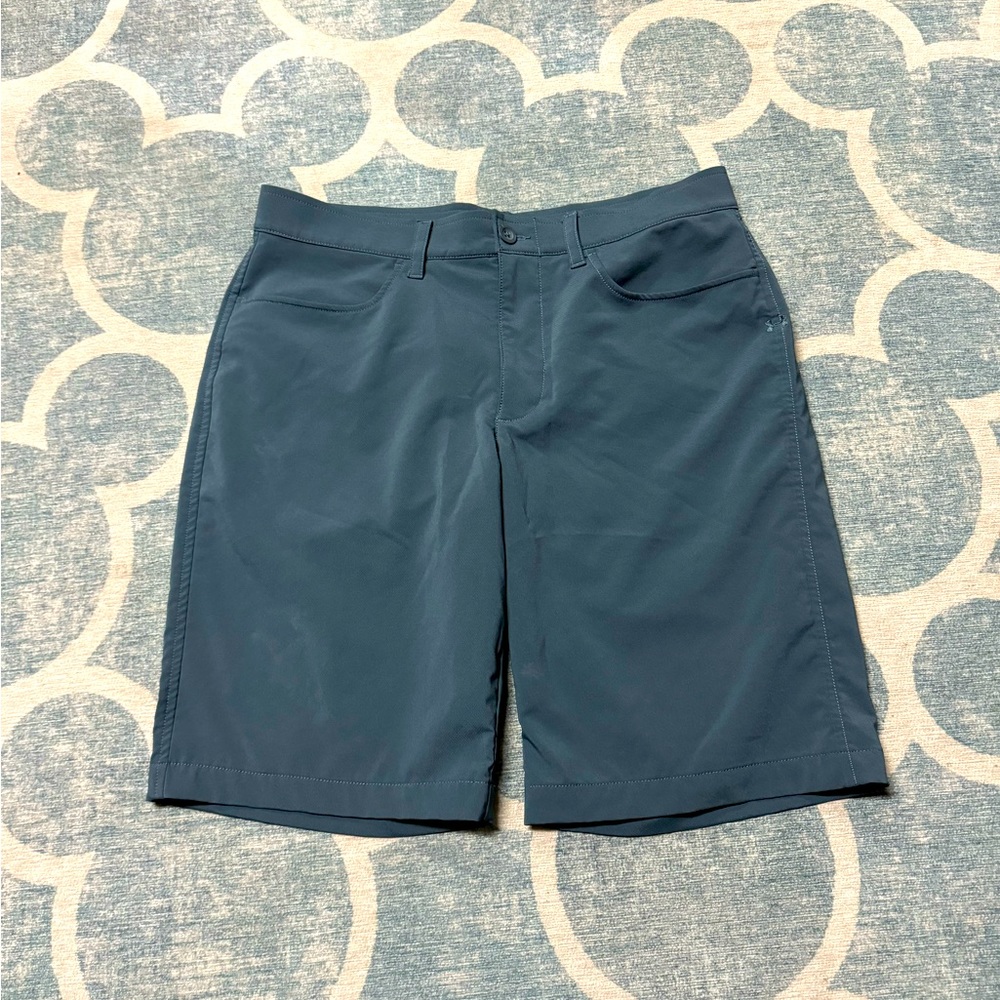 Under Armour golf shorts